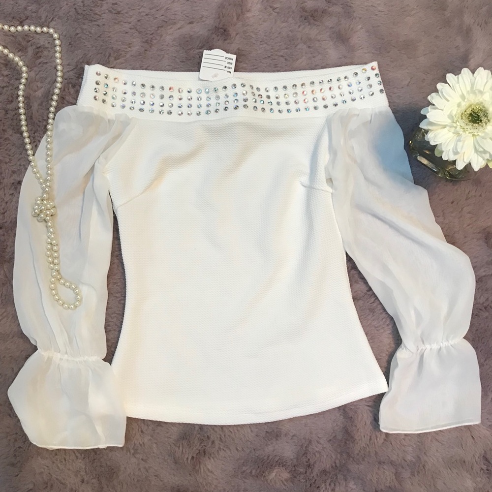 White fancy top